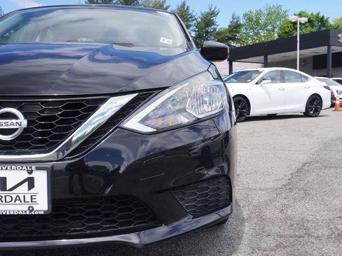 Used 2017 Nissan Sentra S FWD image 9
