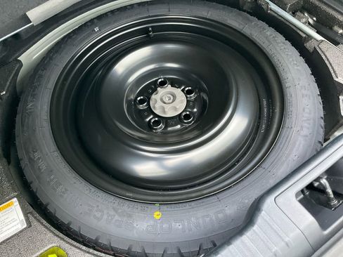 Used 2022 Lexus IS 350 F Sport w/ Navigation Package image 32