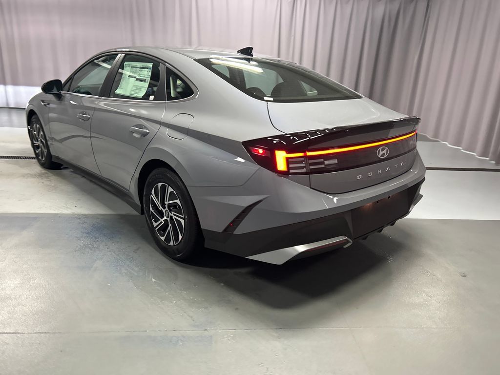 New 2026 Hyundai Sonata Blue FWD image 5
