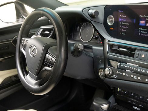 Used 2022 Lexus ES 350 w/ Accessory Package 2 FWD image 29