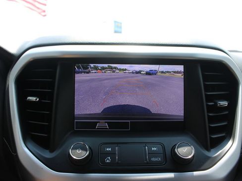 Used 2023 GMC Acadia SLE FWD image 54