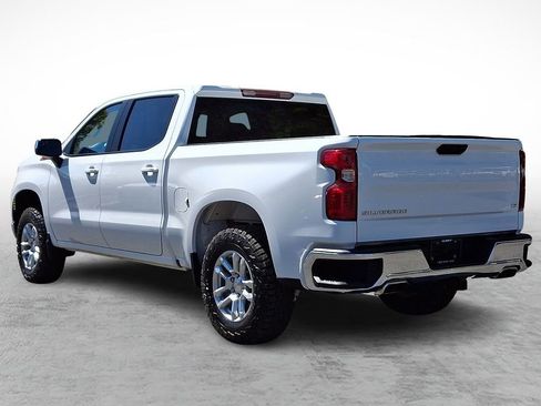 Used 2024 Chevrolet Silverado 1500 LT w/ Z71 Off-Road Package AWD/4WD image 6