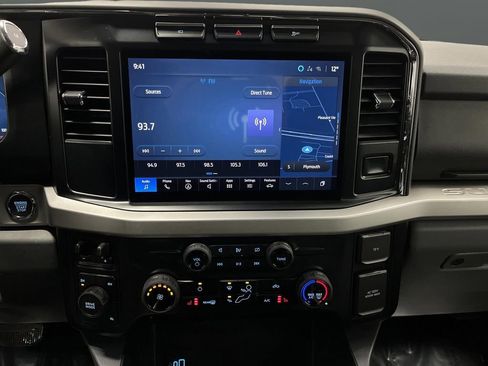 Used 2024 Ford F250 XLT w/ XLT Premium Package image 8