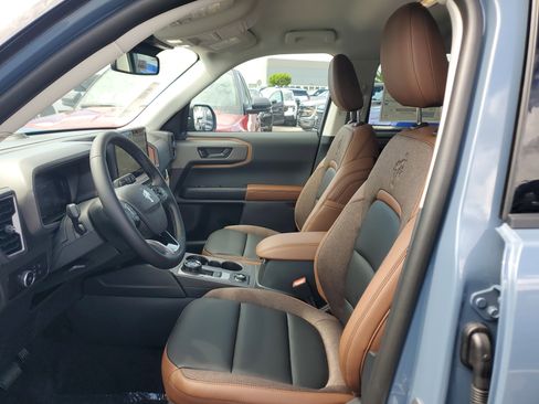 New 2026 Ford Bronco Sport Outer Banks AWD/4WD image 10