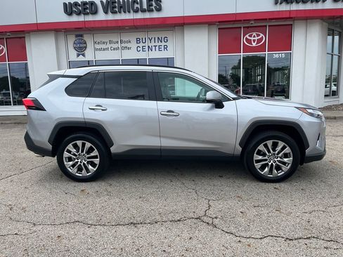Certified 2024 Toyota RAV4 Limited AWD/4WD image 6