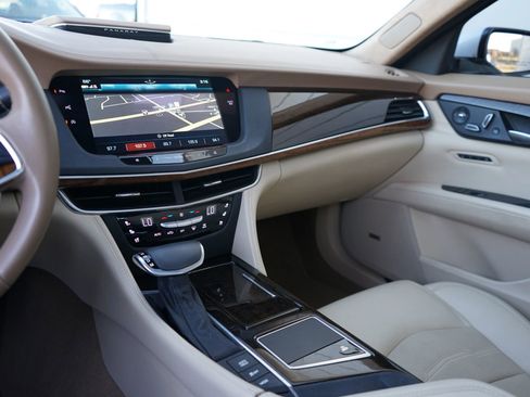 Used 2018 Cadillac CT6 Platinum image 29