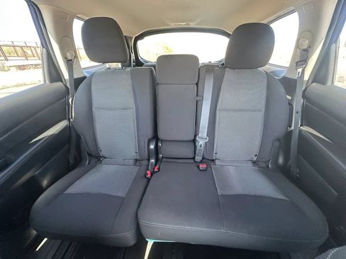 Used 2020 Nissan Pathfinder S AWD/4WD image 17