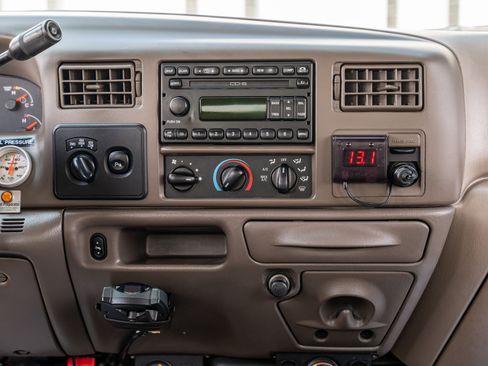 Used 2003 Ford F350 Lariat image 38