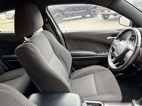 Used 2022 Dodge Charger SXT image 8