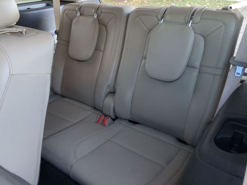 Used 2020 Lincoln Aviator Reserve image 22