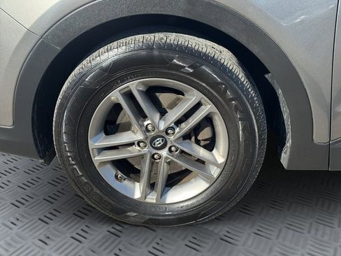 Used 2018 Hyundai Santa Fe Sport image 27