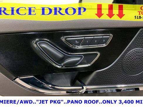 Used 2024 Lincoln Corsair AWD w/ Equipment Group 101A image 27