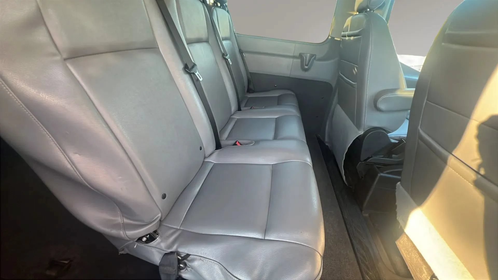Used 2019 Ford Transit 350 XL RWD image 17
