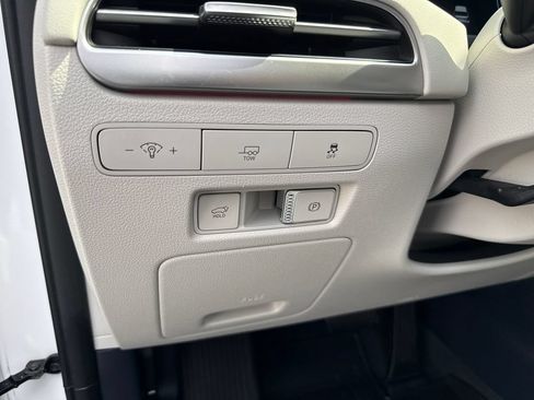 Certified 2024 Hyundai Palisade Limited AWD/4WD image 16