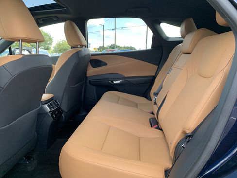 Used 2026 Lexus RX 350 Premium w/ Accessory Package (Z1) FWD image 32