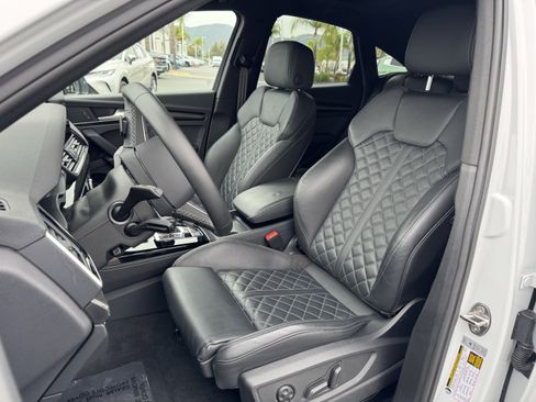 Used 2024 Audi SQ5 Premium Plus w/ Premium Plus Package image 16