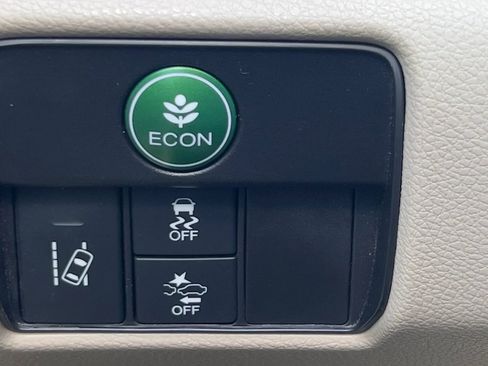 Used 2016 Honda Accord EX-L image 47