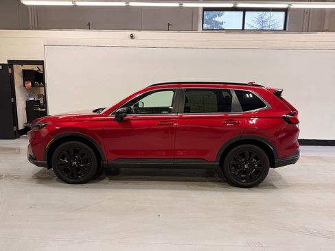 Used 2024 Honda CR-V Sport Touring image 2