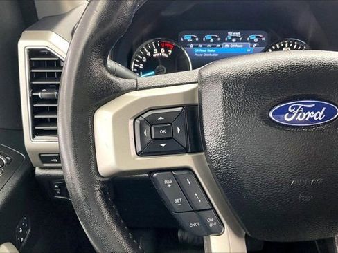 Used 2018 Ford F150 Lariat w/ Equipment Group 502A Luxury AWD/4WD image 16
