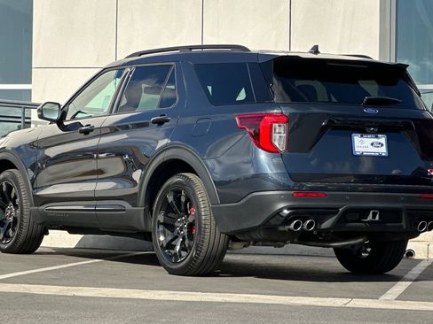 Certified 2024 Ford Explorer ST w/ Equipment Group 401A image 5