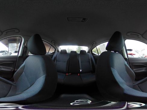Used 2025 Nissan Versa SV FWD image 41
