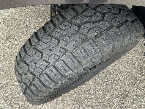 Used 2022 RAM 2500 Laramie w/ Night Edition AWD/4WD image 18