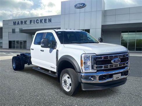 New 2026 Ford F550 4x4 Crew Cab image 1