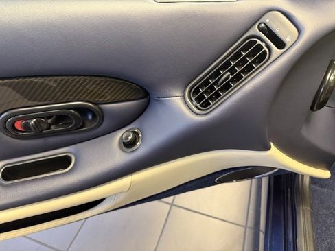 Used 2001 Aston Martin DB7 Vantage image 11