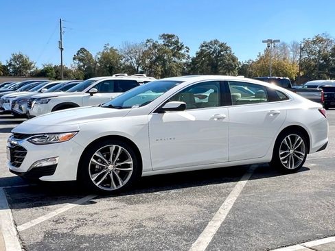 Used 2024 Chevrolet Malibu LT image 10