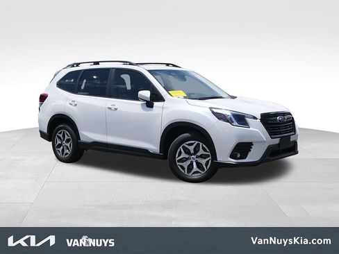 Used 2024 Subaru Forester Premium AWD/4WD image 30