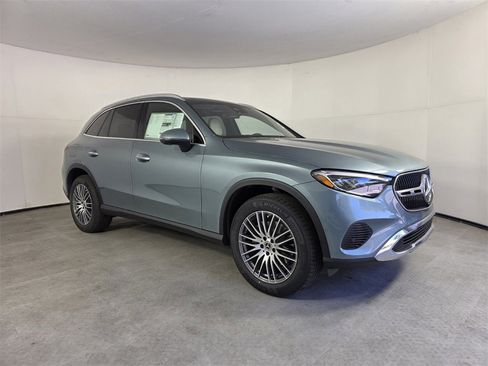 New 2026 Mercedes-Benz GLC 300 image 1