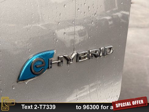 Used 2021 Chrysler Pacifica Touring-L image 24