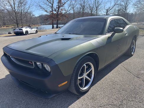 Used 2013 Dodge Challenger R/T Plus image 5