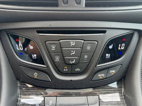 Used 2016 Buick Envision Premium AWD/4WD image 16