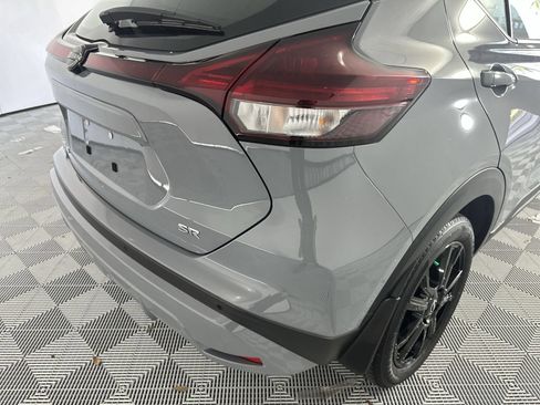 Used 2023 Nissan Kicks SR w/ SR Premium Package FWD image 26