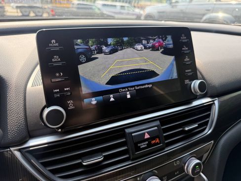 Used 2020 Honda Accord Sport image 21