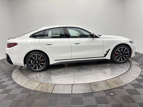 New 2026 BMW 430i xDrive w/ M Sport Package image 17