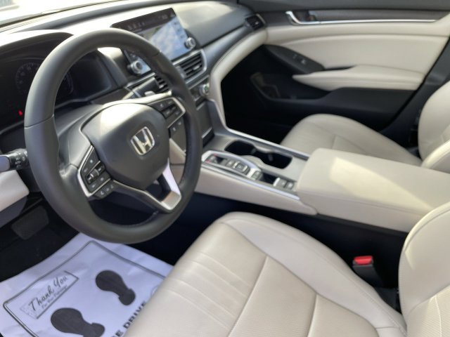 Used 2020 Honda Accord Touring image 13