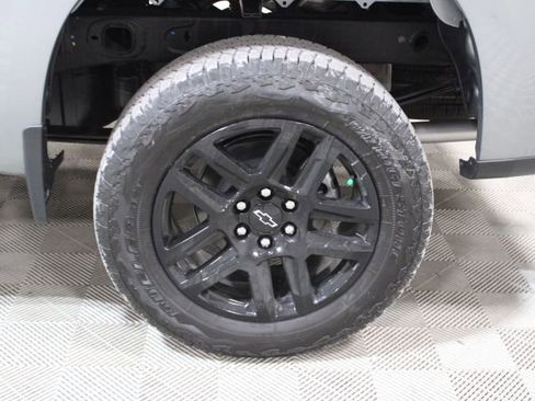 New 2026 Chevrolet Silverado 1500 Custom Trail Boss w/ Dark Appearance Package AWD/4WD image 43