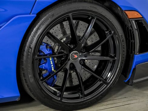 Used 2018 McLaren 720S RWD image 16