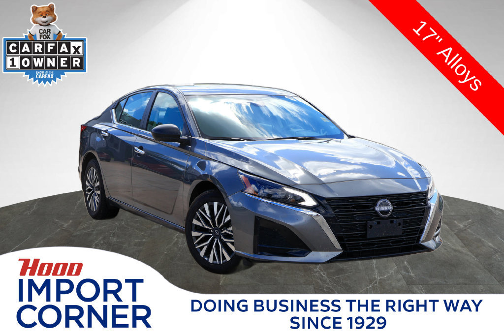 Used 2025 Nissan Altima 2.5 SV FWD image 1