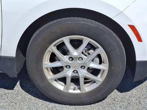 Certified 2022 Chevrolet Equinox LS image 8