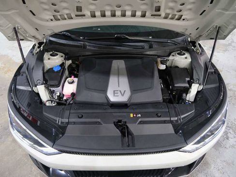 Used 2022 Kia EV6 Wind image 35