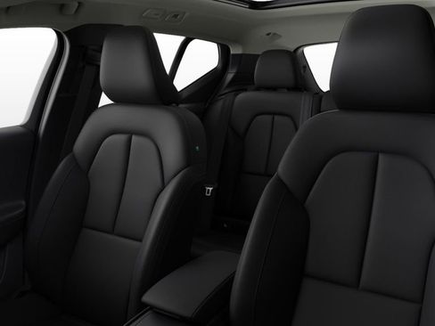 New 2026 Volvo XC40 B5 Core image 6