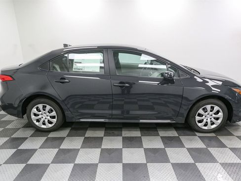 New 2026 Toyota Corolla LE image 7