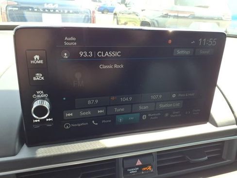 Certified 2025 Honda Pilot Elite image 11