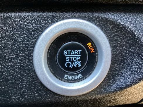 Used 2016 RAM 1500 Laramie Longhorn w/ Convenience Group image 19