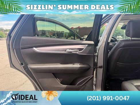 Used 2019 Cadillac XT5 Premium Luxury AWD/4WD image 13