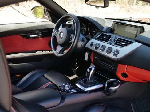 Used 2014 BMW Z4 sDrive28i image 32