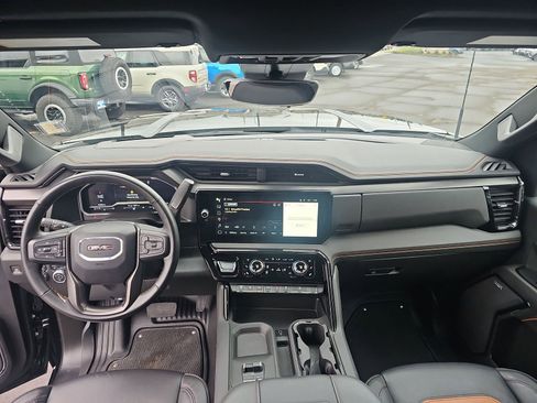 Used 2024 GMC Sierra 3500 AT4 w/ AT4 Premium Plus Package image 14